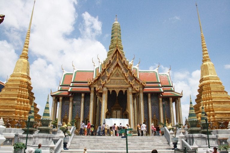 Grand Palace Bangkok: conheça o palácio e o Wat Phra Kaew