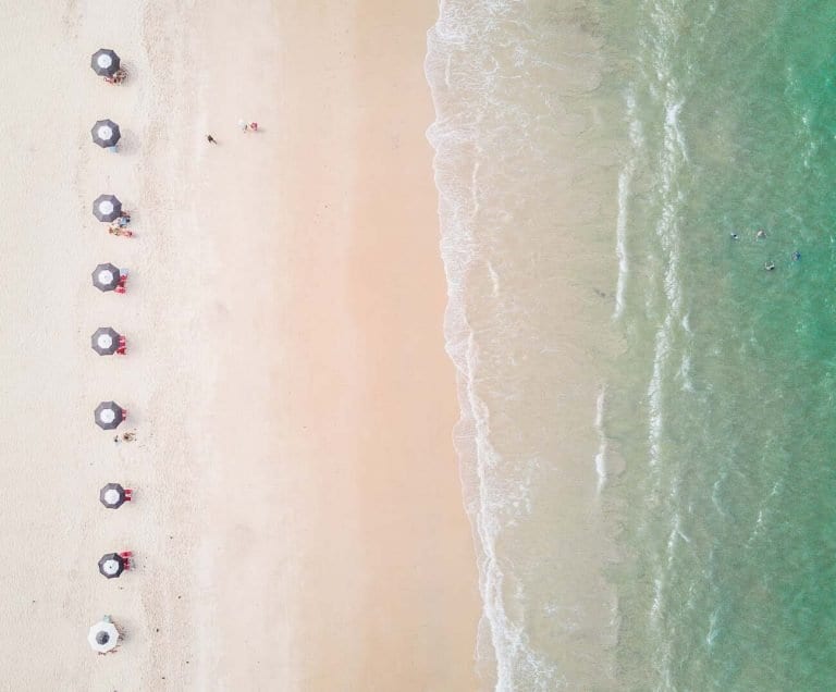 Confira as 14 melhores praias de João Pessoa, Paraíba