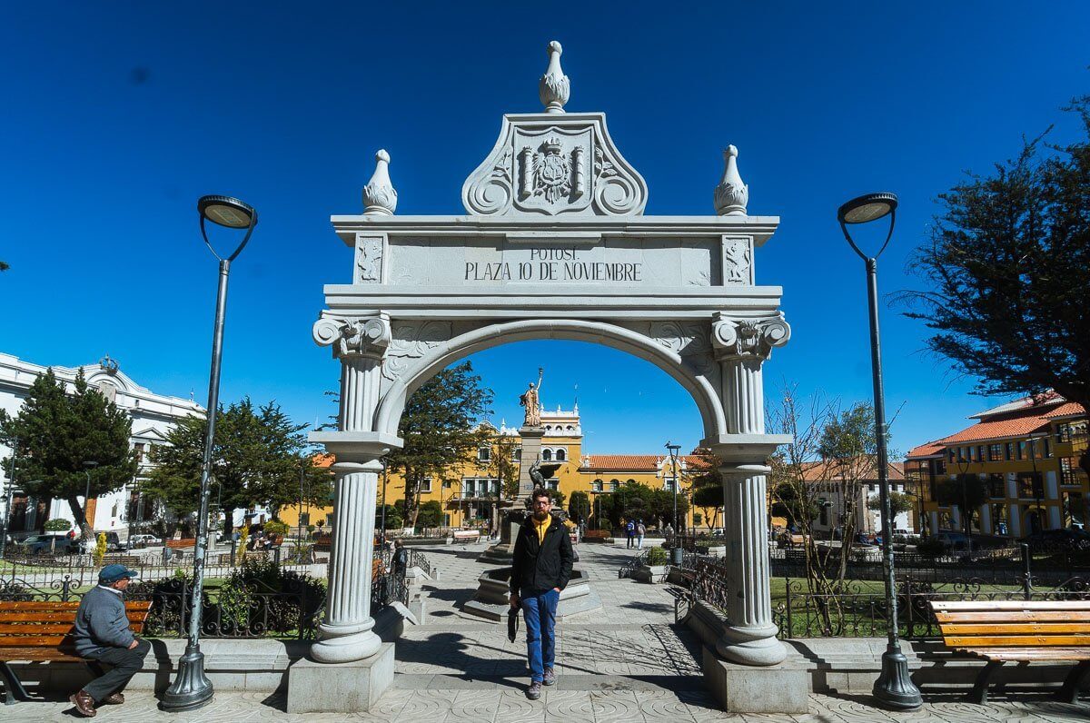 O que fazer em Potosí - Bolívia - Plaza 10 de Novembro
