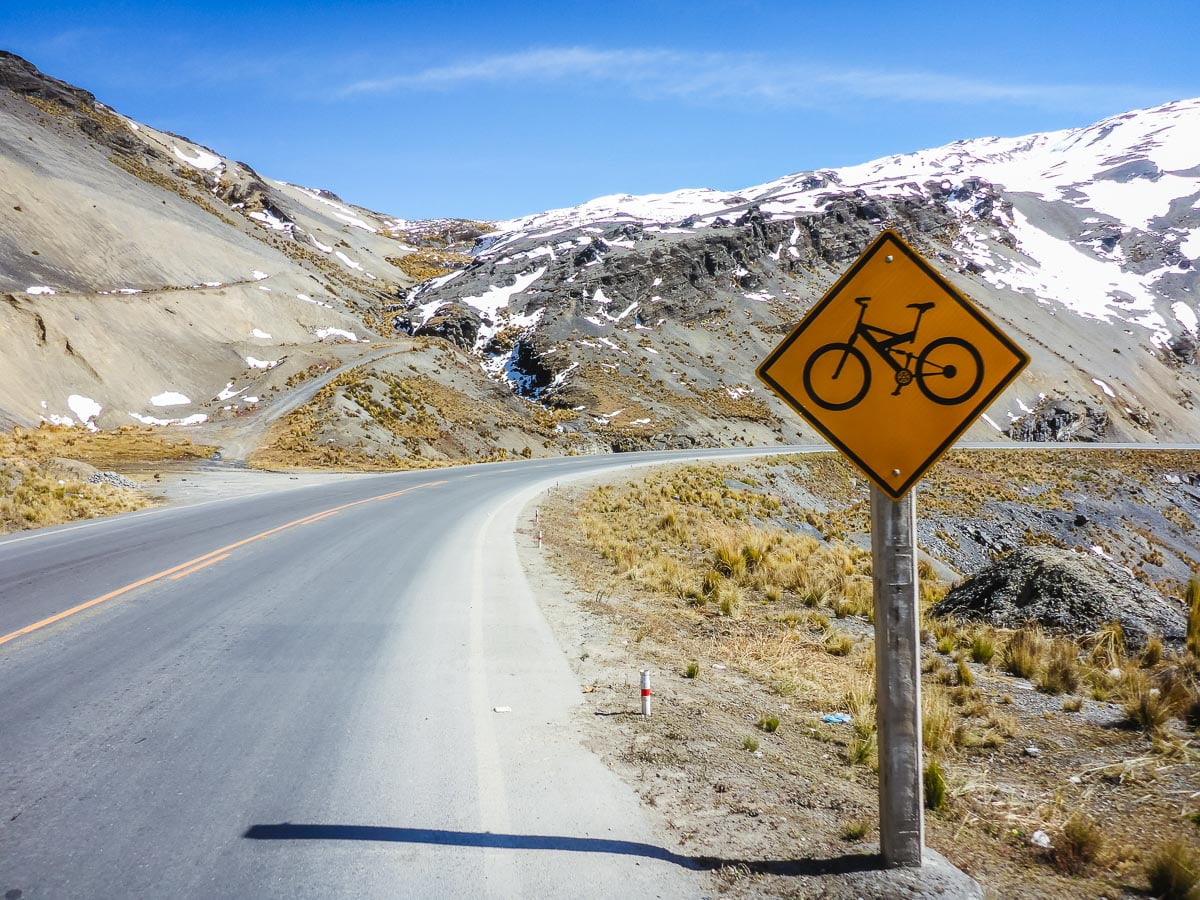 Estrada da Morte em La Paz, Bolívia - Placa de bicicleta