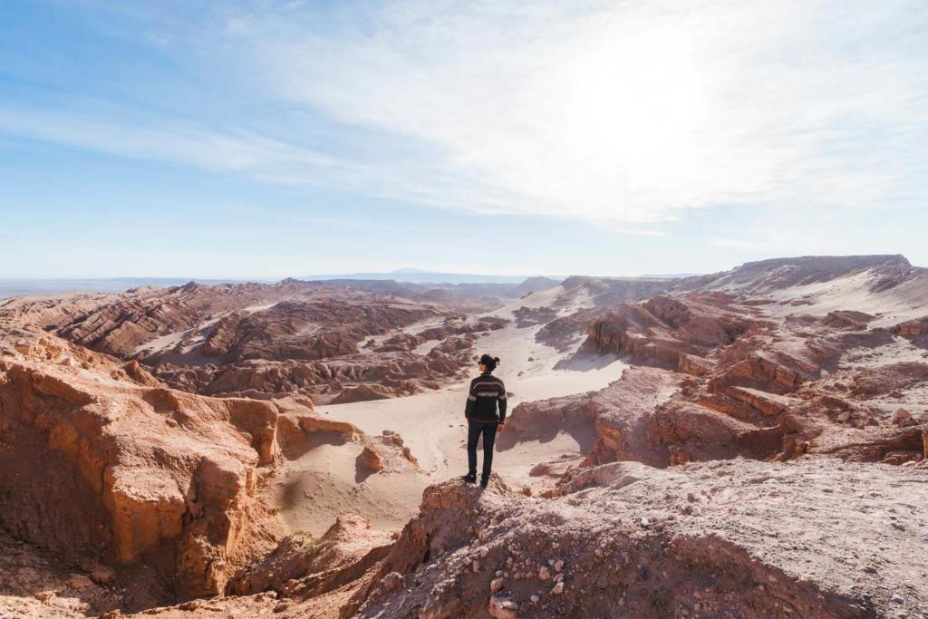 Deserto do Atacama Chile - Foto de um Mirante na estrada de Calama a San Pedro de Atacama com vista pro Valle de La Luna 