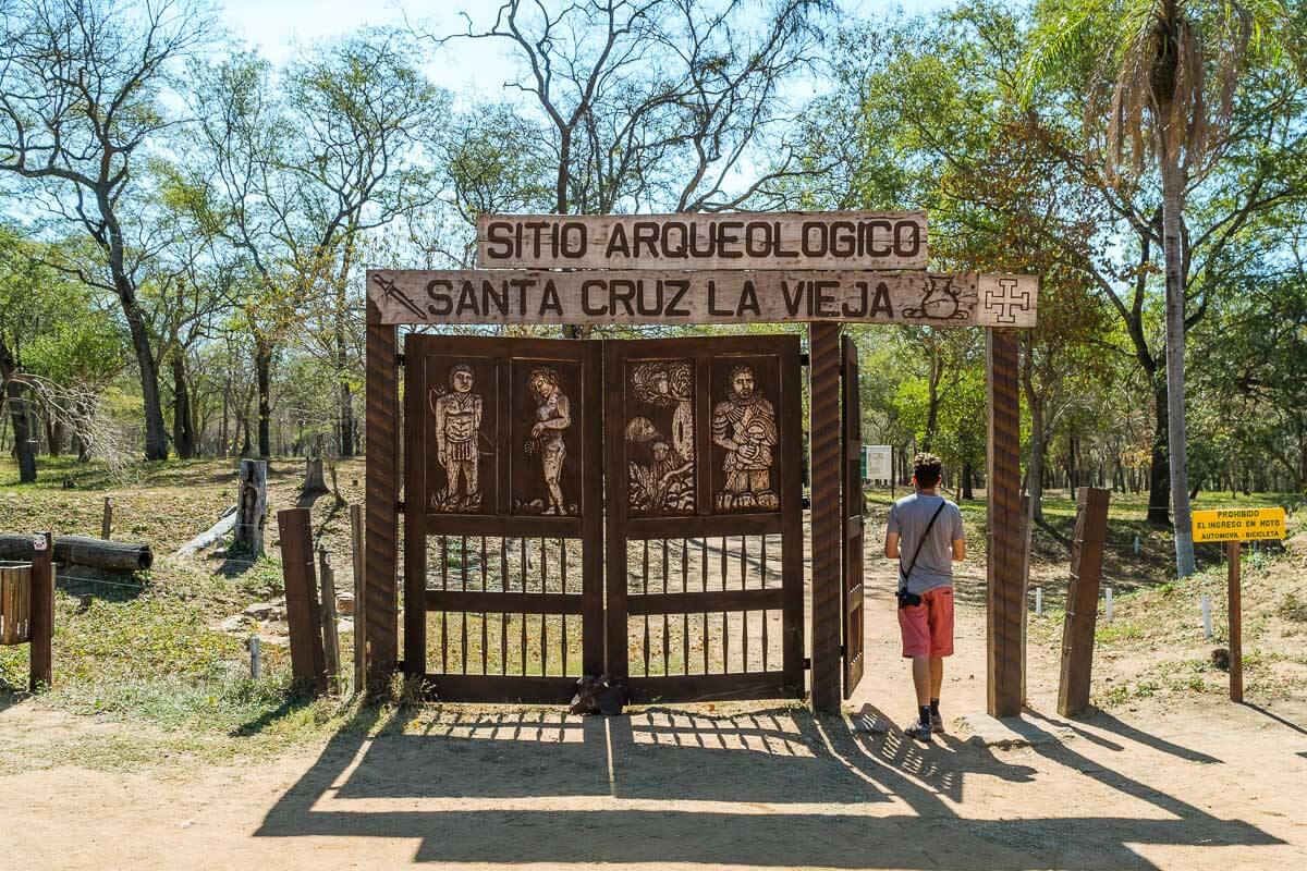 San José de Chiquitos - entrada sitio arqueológico