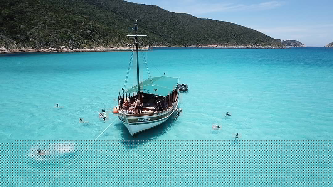 Passeio de barco em Arraial do Cabo - Saveiro Don Juan
