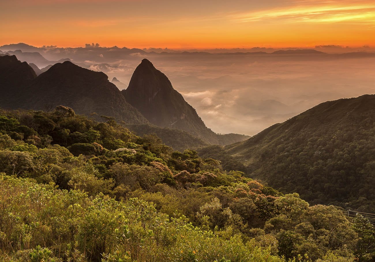 Amanhecer no Alto da Ventania em Petrópolis