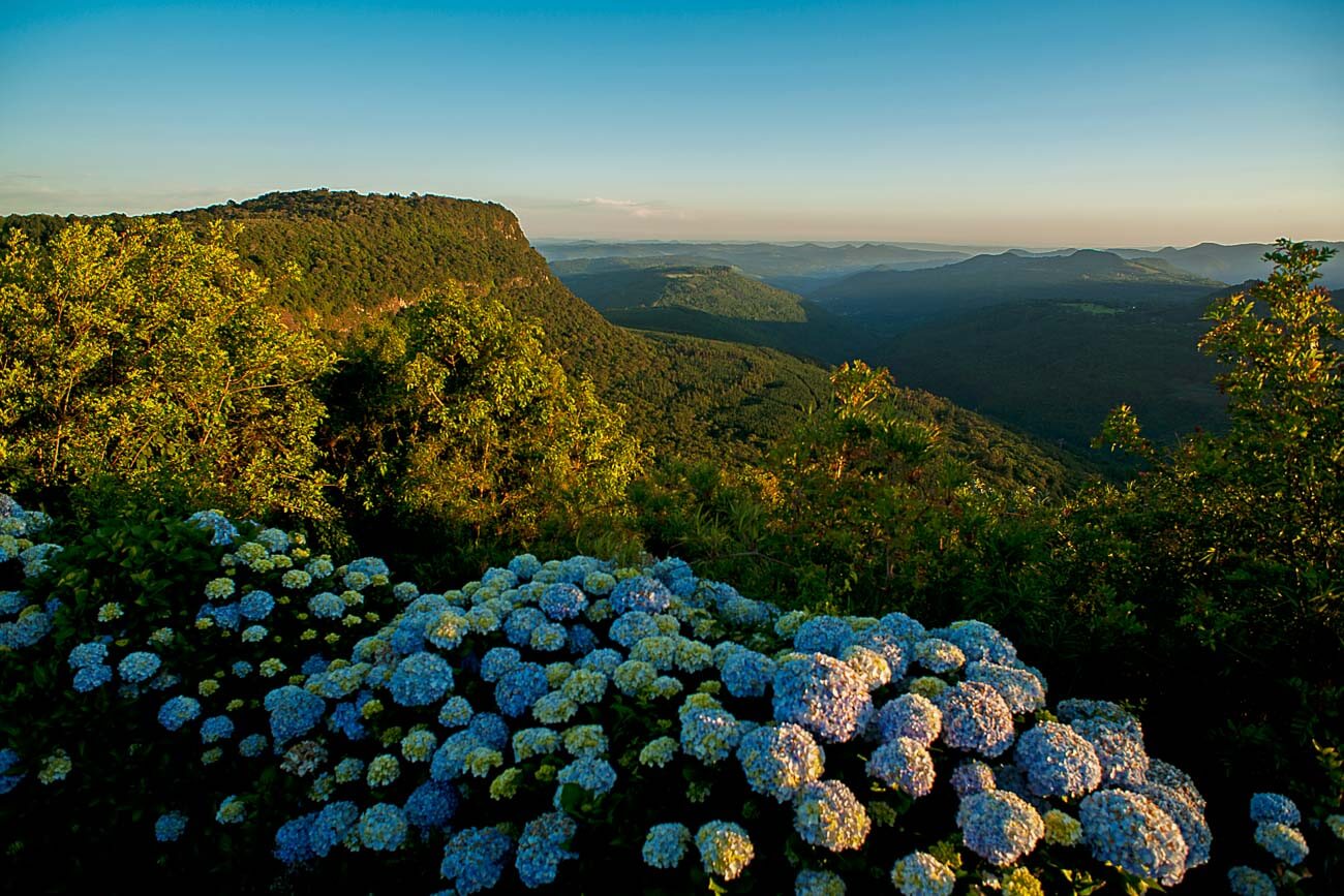 Vista panorâmica do Mirante Laje de Pedra em Canela