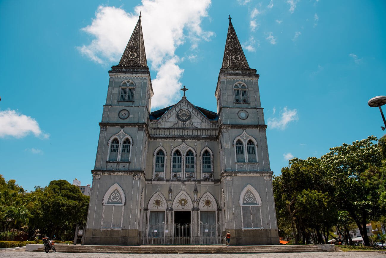 Fachada neogótica da Catedral Metropolitana de Aracaju