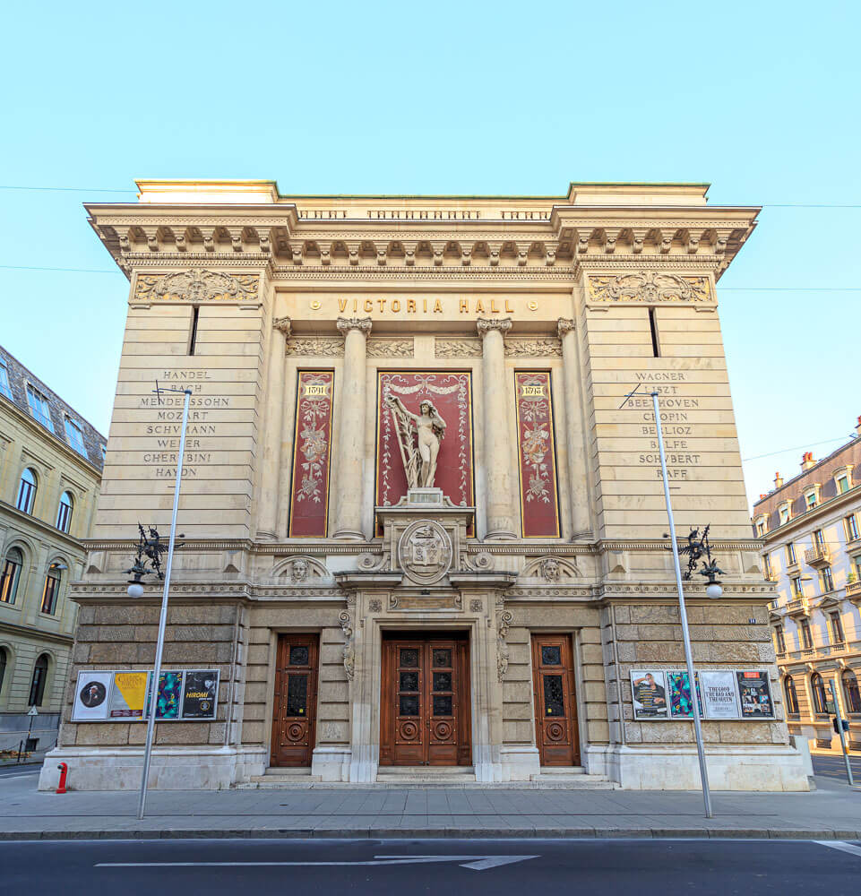 Fachada do Geneva Victoria Hall.