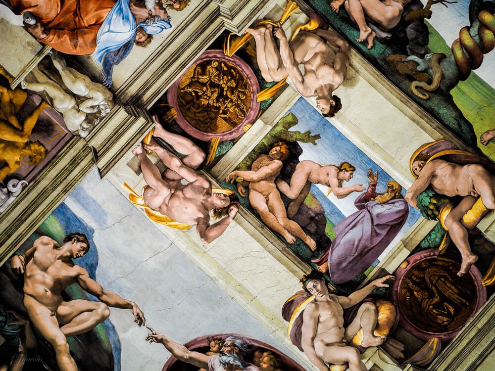 Pinturas de Michelangelo no Teto da Capela Sistina, no Vaticano.
