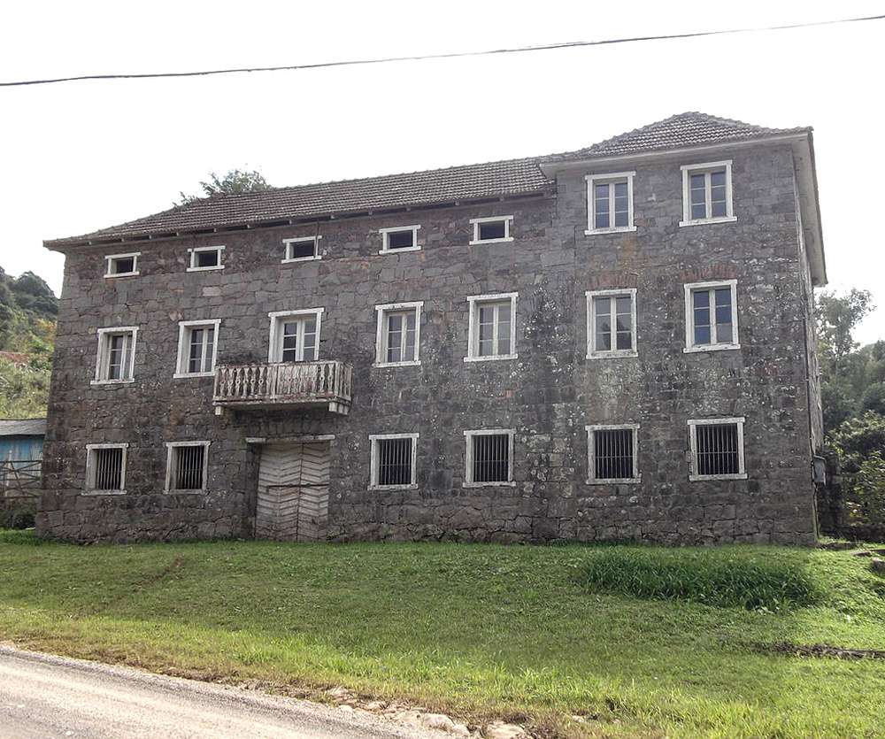 A fachada da Casa da Memória Merlin, na rota Caminhos de Pedra de Bento Gonçalves.