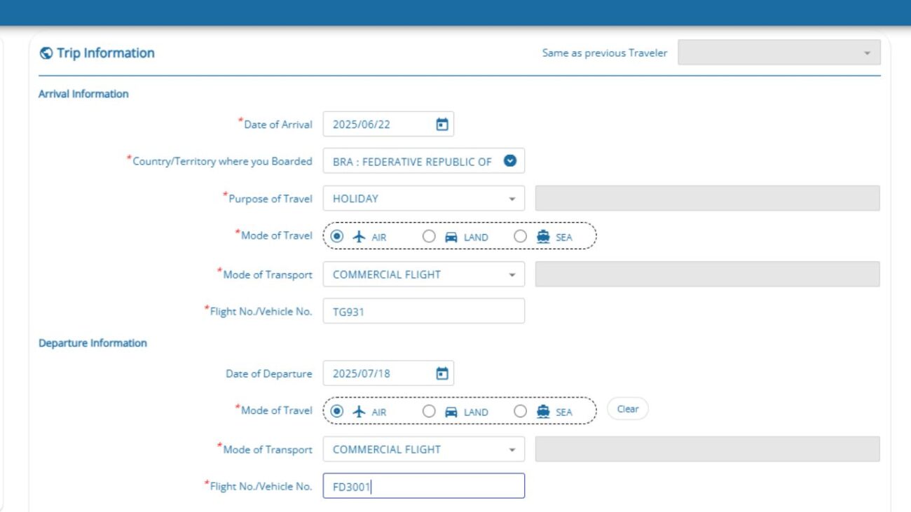 Campos preenchidos no TDAC com dados de chegada e saída da Tailândia, como datas, meio de transporte e números dos voos.