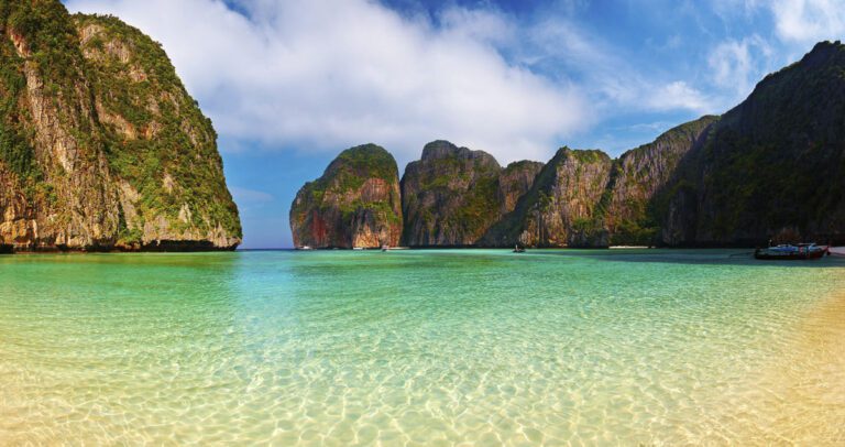 Maya Bay: como visitar a praia mais famosa da Tailândia