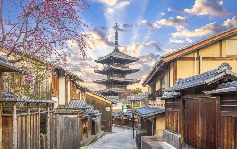 Onde ficar em Kyoto: 14 melhores hotéis + dicas de viagem Onde ficar em Kyoto: 14 melhores hotéis + dicas de viagem