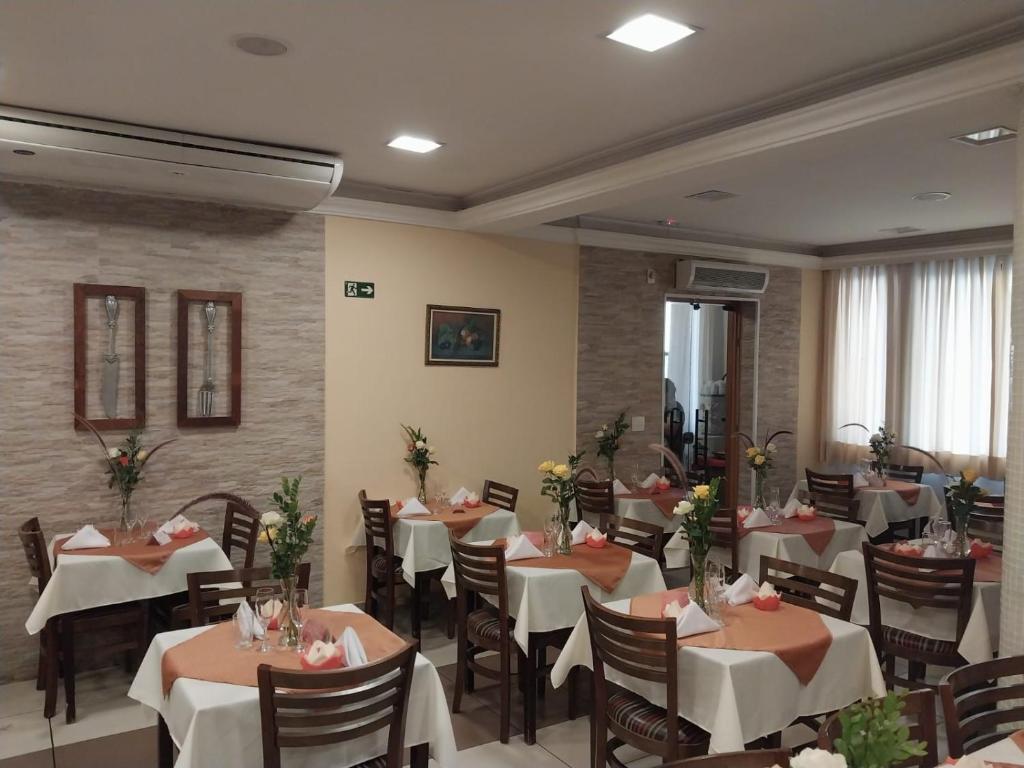 Hotel Vitoria Marchi — quarto