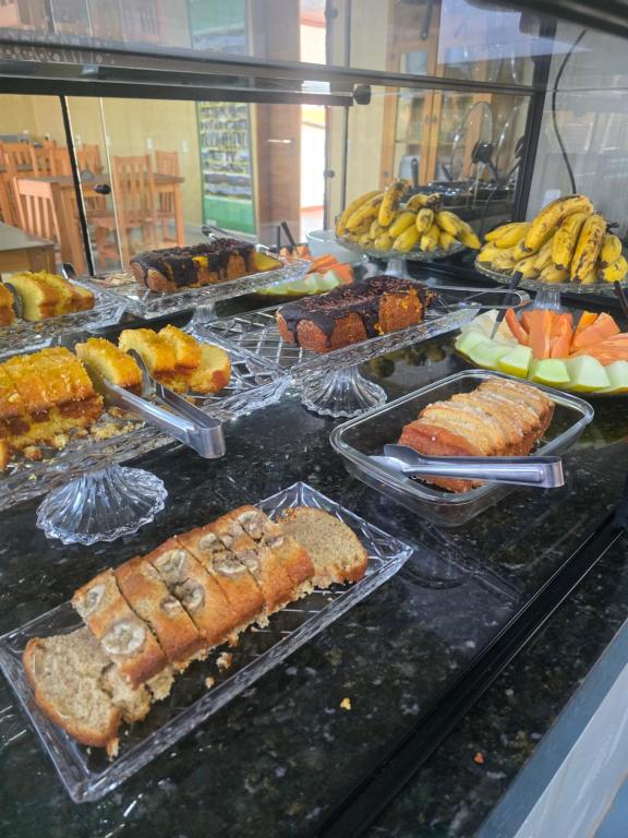 Buffet de café da manhã da Pousada Aruana na Chapada dos Veadeiros.